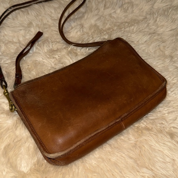 Coach 70’s Vintage Basic Tan Leather Zip Clutch Crossbody Bag Purse 4739 NYC USA - Picture 2 of 8